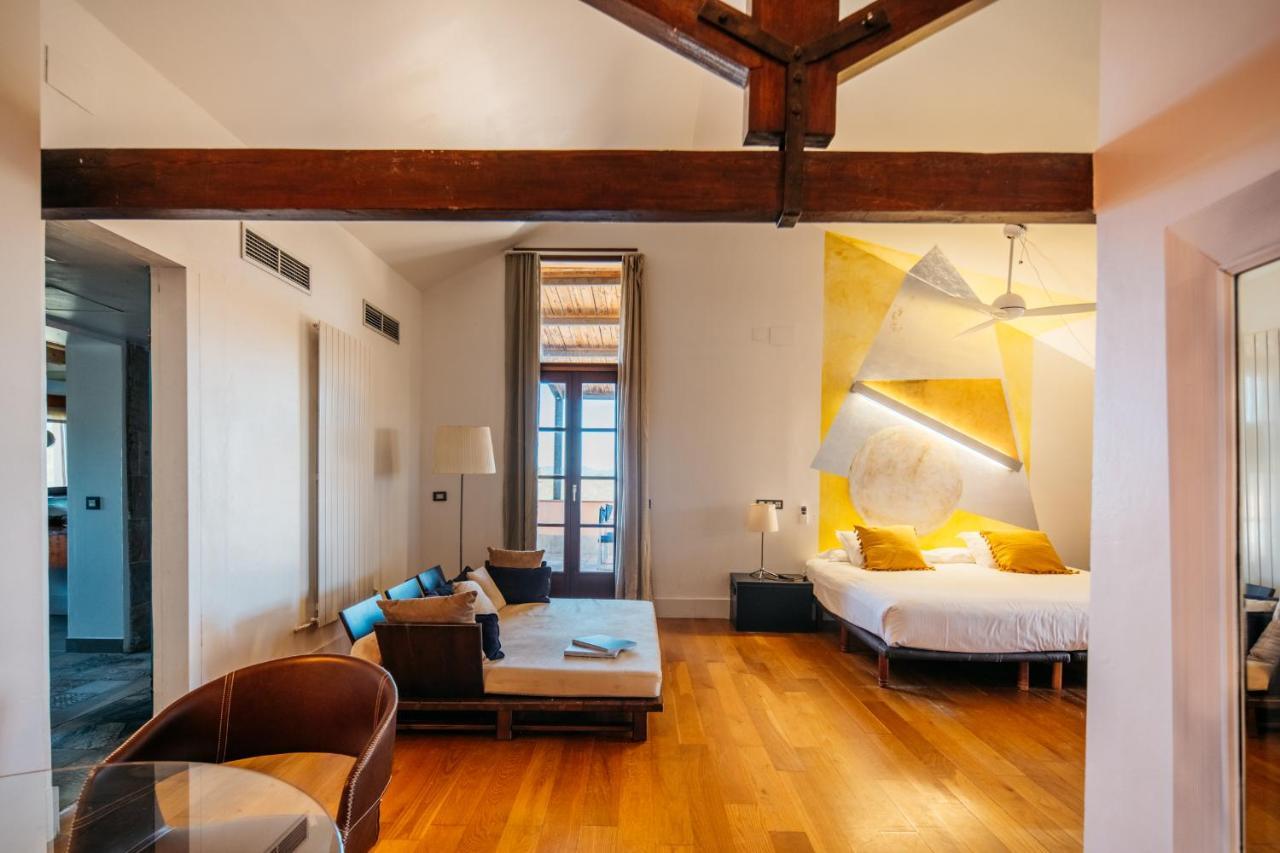 Hotel Boutique Mas Passamaner La Selva del Camp Bagian luar foto